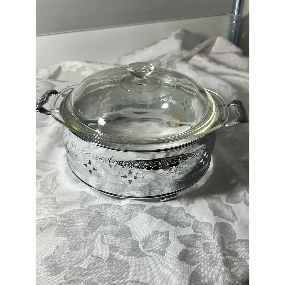 Vintage Pyrex Casserole Dish 1.5qt Glass Silver Filigree Carrier Tape Residue
